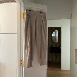 Women’s Candy jogger size 42